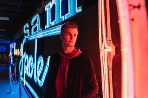 pexels-photo-1700621