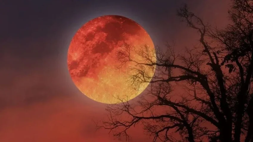 Neden Kanlı Ay Denir? 2026 Kanlı Ay Tutulması Ne Zaman?