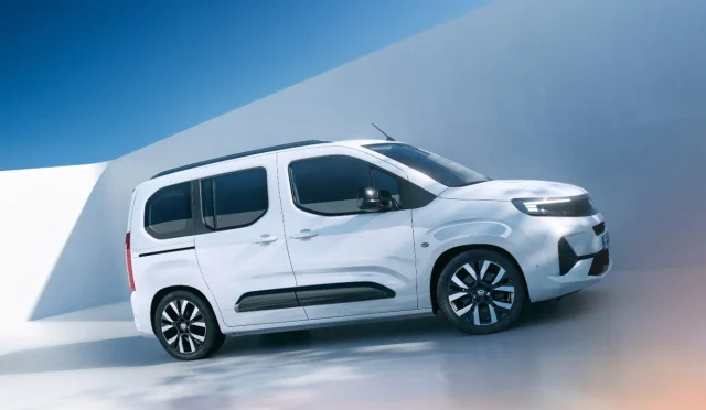 Opel Combo 2026 -1