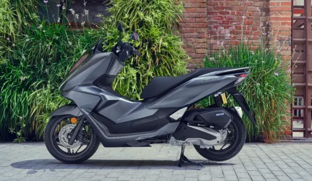 2026 Honda PCX 125 -1